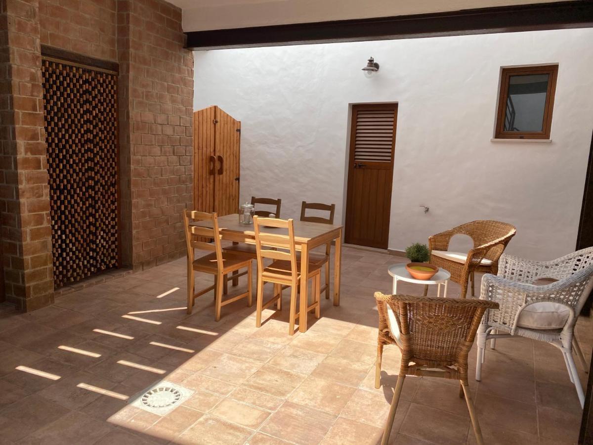 Bed and Breakfast Casa Da Igrejja Алмодовар Экстерьер фото